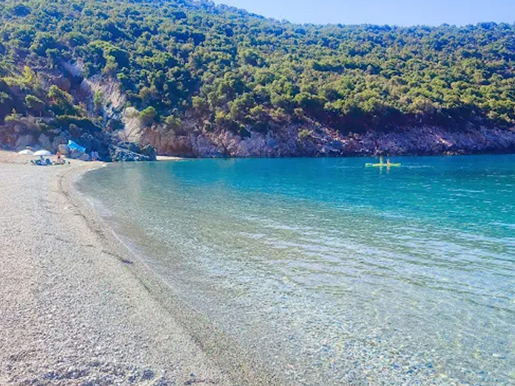 Εύβοια : Η «Καραϊβική» παραλία Τσίλαρος με τα τιρκουάζ νερά που μαγεύουν ║ 𝐏𝐡𝐨𝐭𝐨 𝐛𝐲 𝐞𝐯𝐢𝐚𝐭𝐡𝐞𝐦𝐚.𝐠𝐫